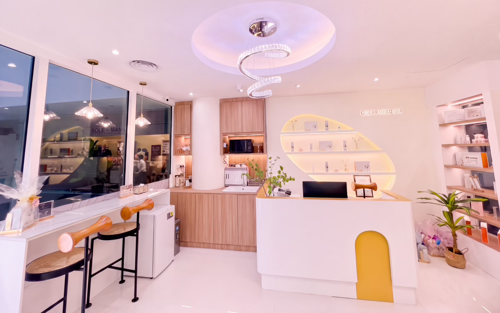 Oscar Head Spa interior with equipments