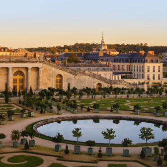Photo: Le Grand Contrôle's majestic exterior